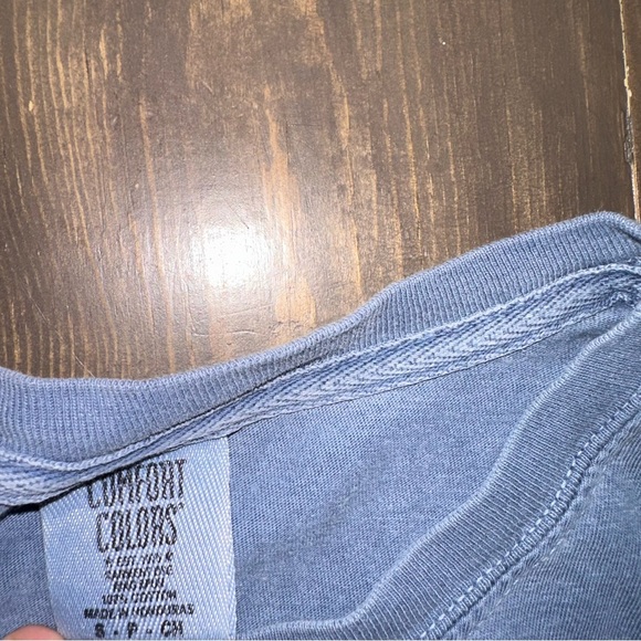 Louisville Slugger comfort colors t-shirt - Picture 3 of 4